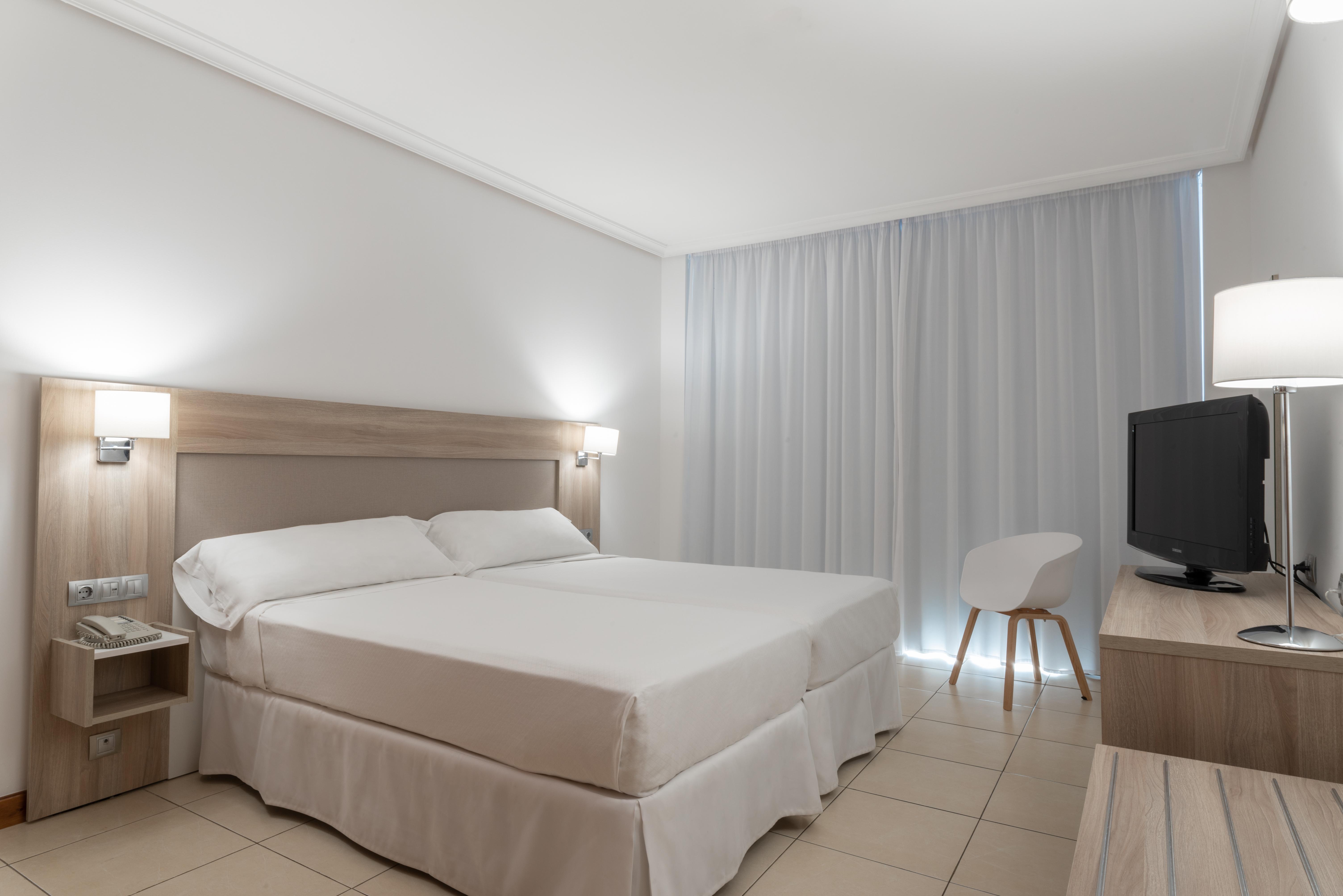 Landmar Costa Los Gigantes Family Resort Puerto de Santiago  Esterno foto
