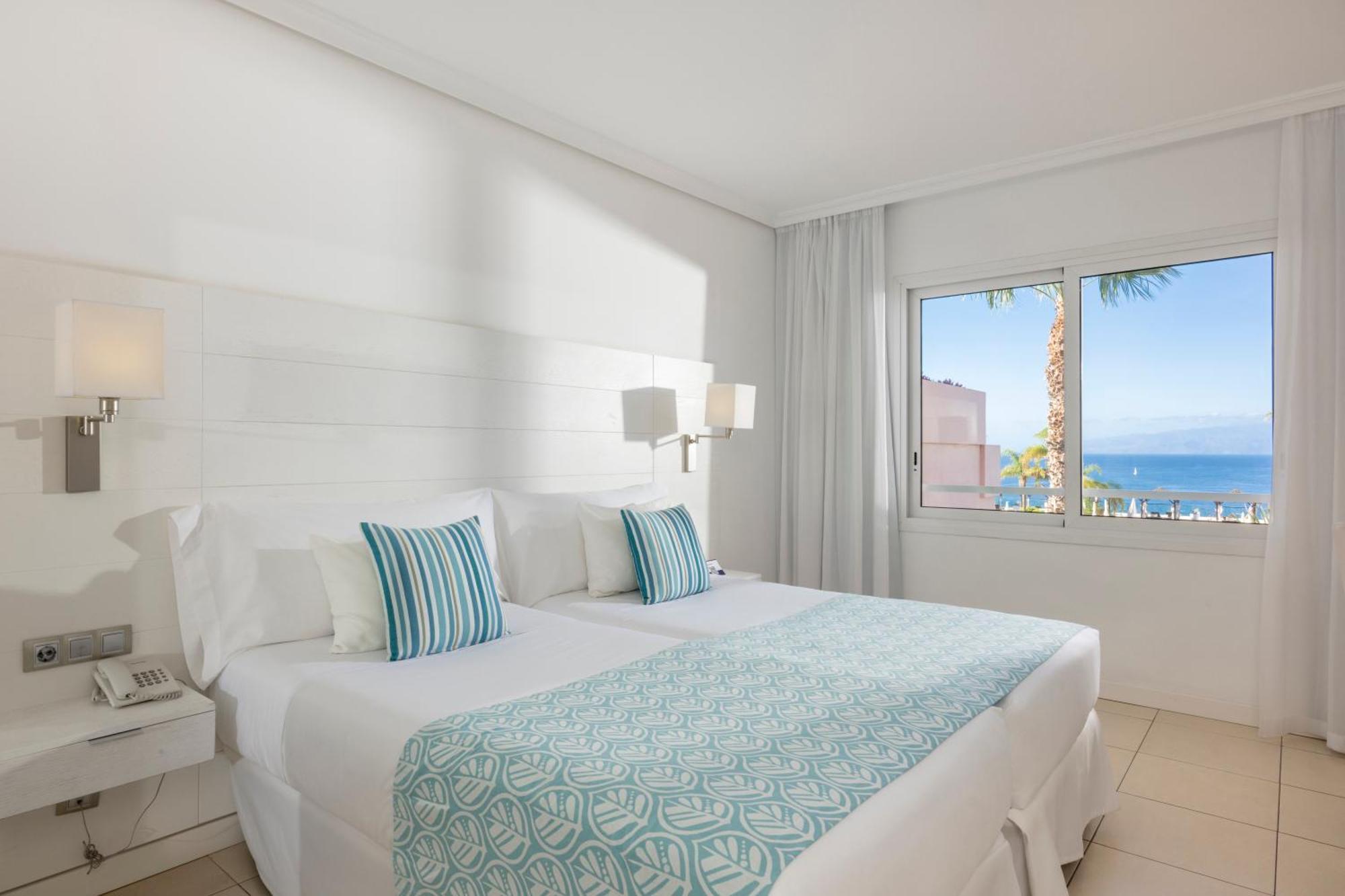 Landmar Costa Los Gigantes Family Resort Puerto de Santiago  Esterno foto