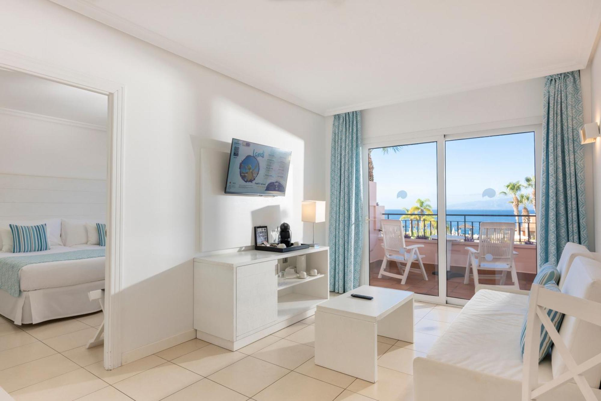 Landmar Costa Los Gigantes Family Resort Puerto de Santiago  Esterno foto
