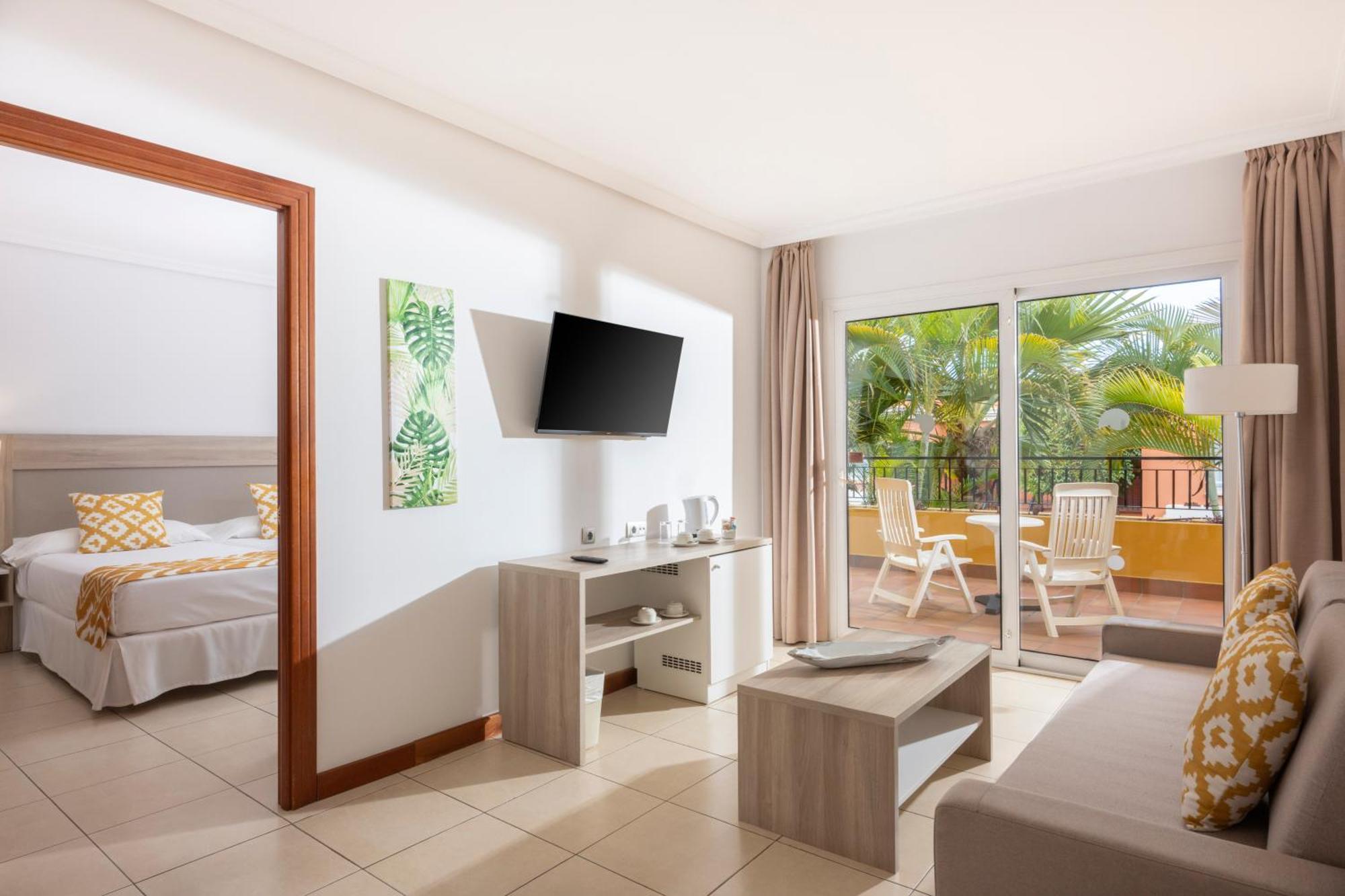 Landmar Costa Los Gigantes Family Resort Puerto de Santiago  Esterno foto