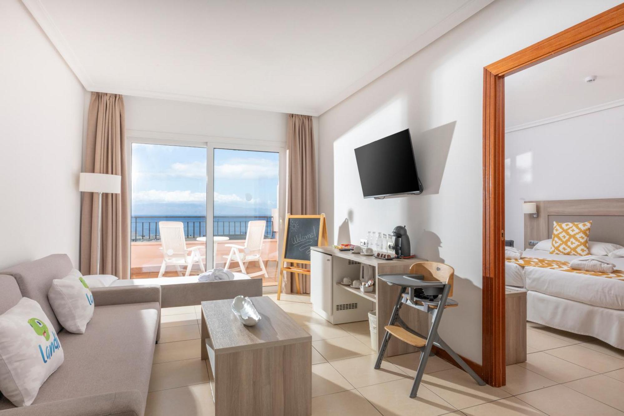 Landmar Costa Los Gigantes Family Resort Puerto de Santiago  Esterno foto