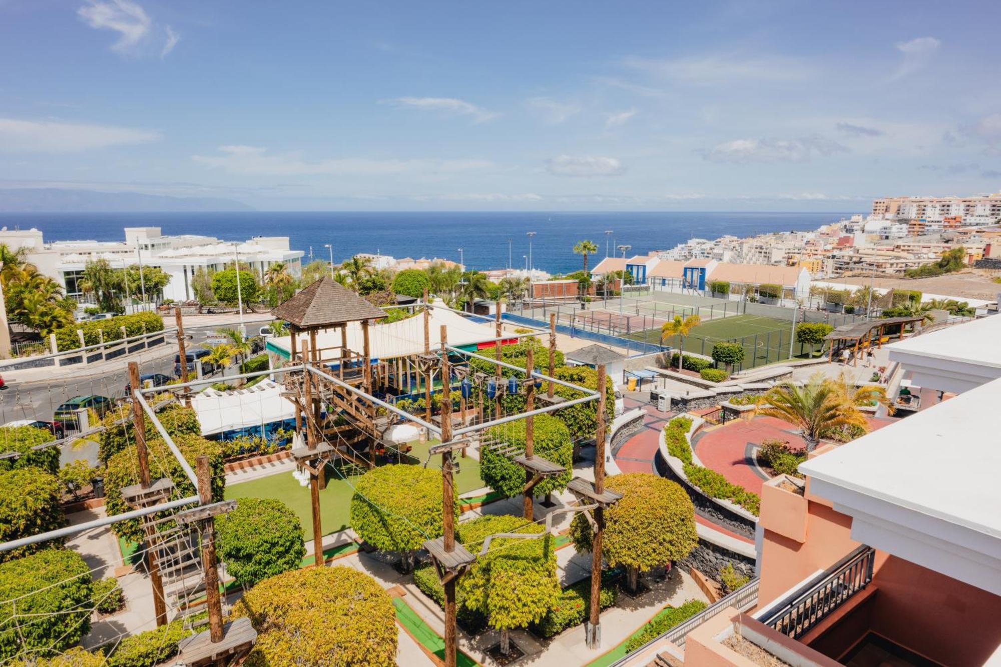 Landmar Costa Los Gigantes Family Resort Puerto de Santiago  Esterno foto